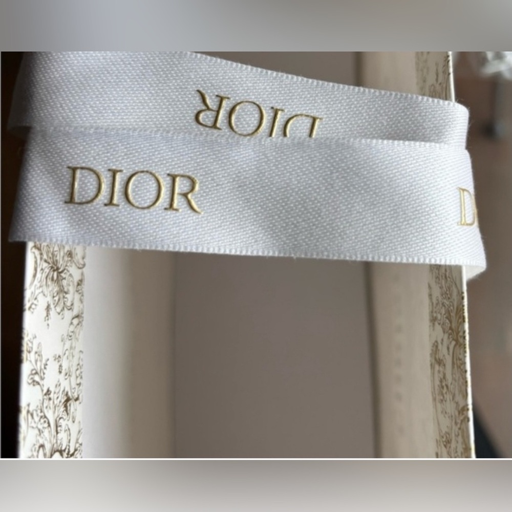 Dior Gift Bag & Ribbon - Picture 2 of 2